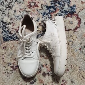 Vionic Simasa White Leopard Snake Sneaker Size 7.5